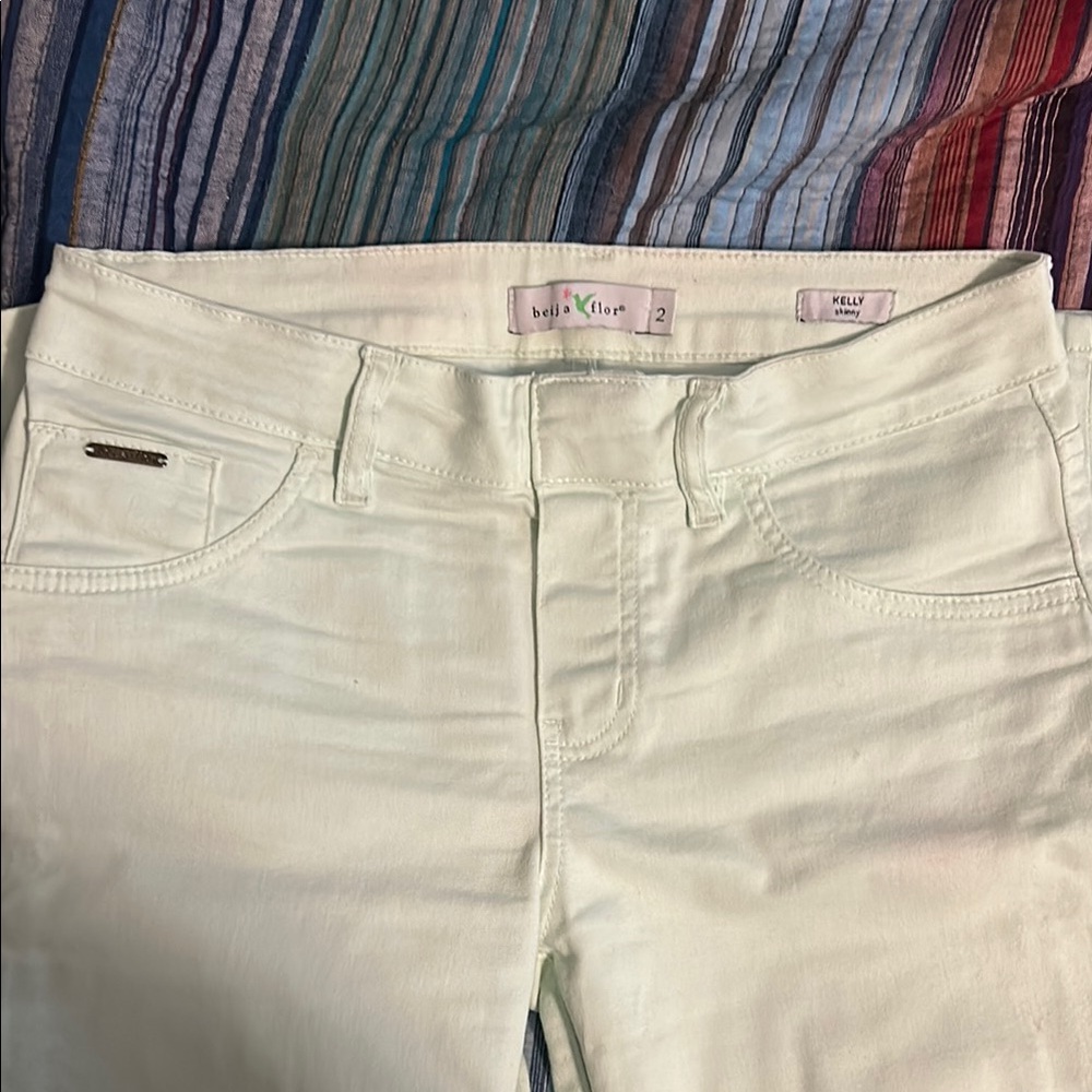 Green Skinny Jeans with Mid-Rise Fit